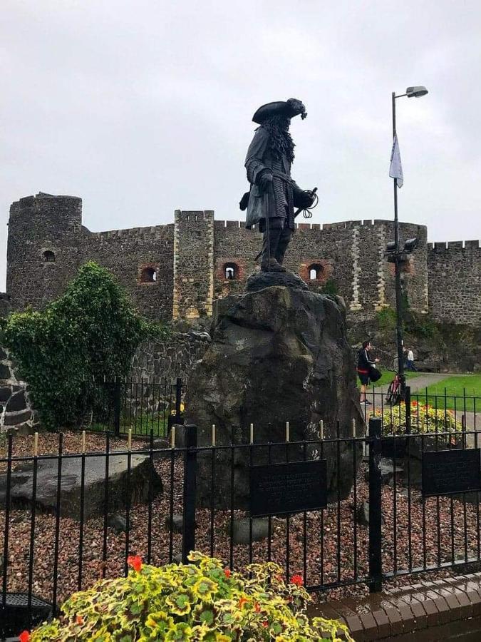 Ferienwohnung Harbour View Carrickfergus Exterior foto